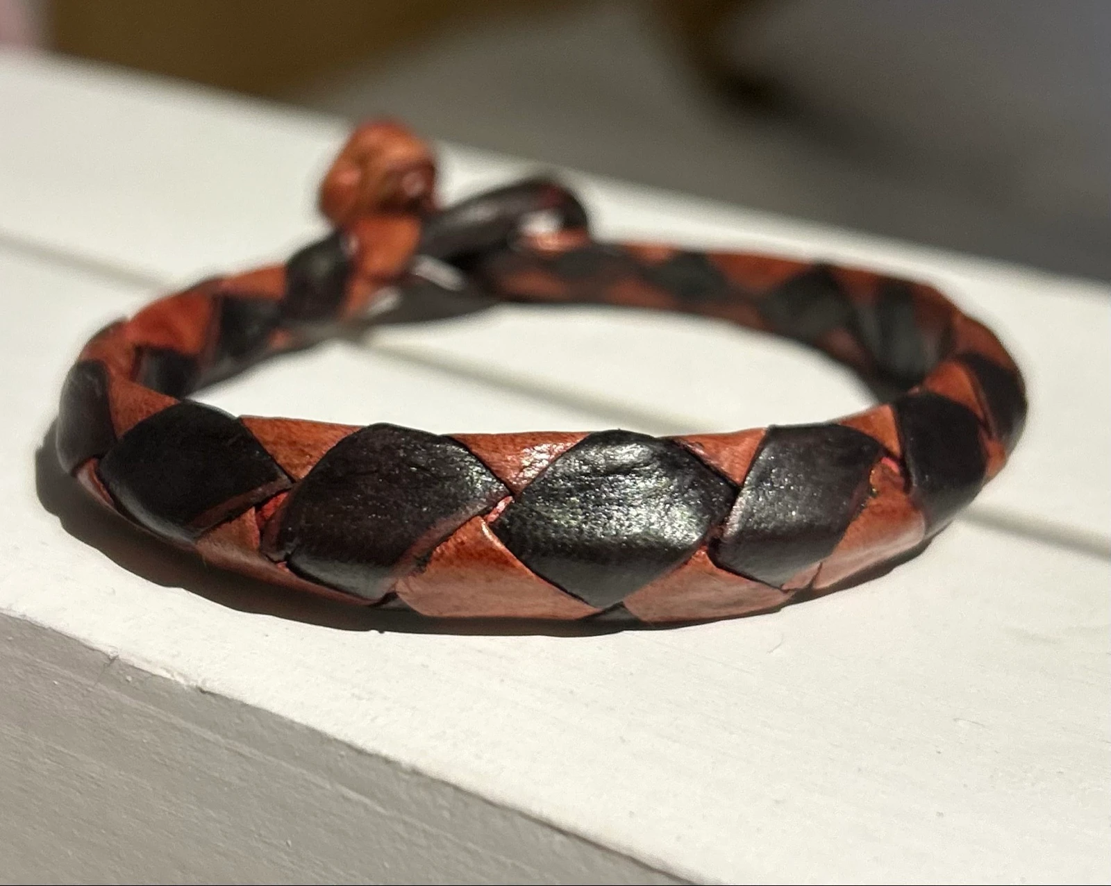 Bracelet en cuir - fait à la main